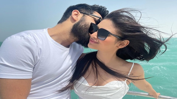 Mouni Roy Wishes Husband Suraj Nambiar On His Birthday