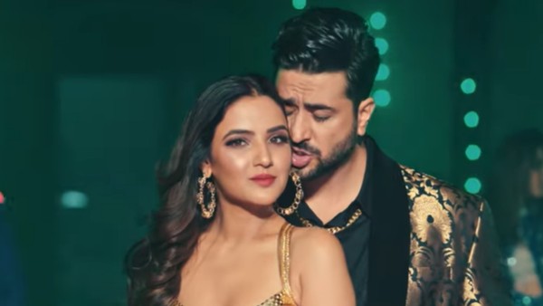 Audience Reaction To 'Sajaunga Lutkar Bhi' Audience Reaction To 'Sajaunga Lutkar Bhi'