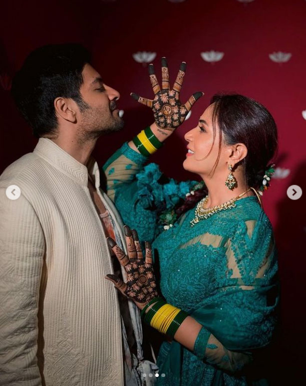 Richa Ali have fun together
