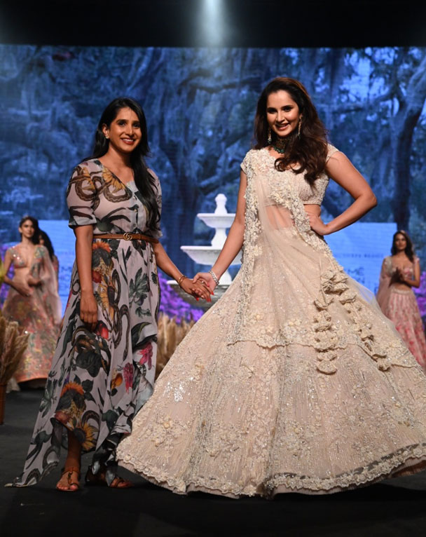 Sania with Anushree Reddy