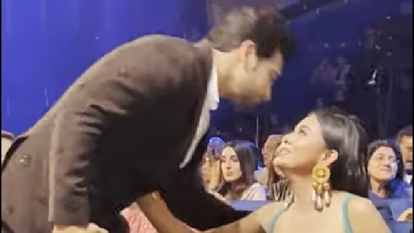 Karan Kundrra Kisses Tejasswi Prakash To Celebrate Their Win