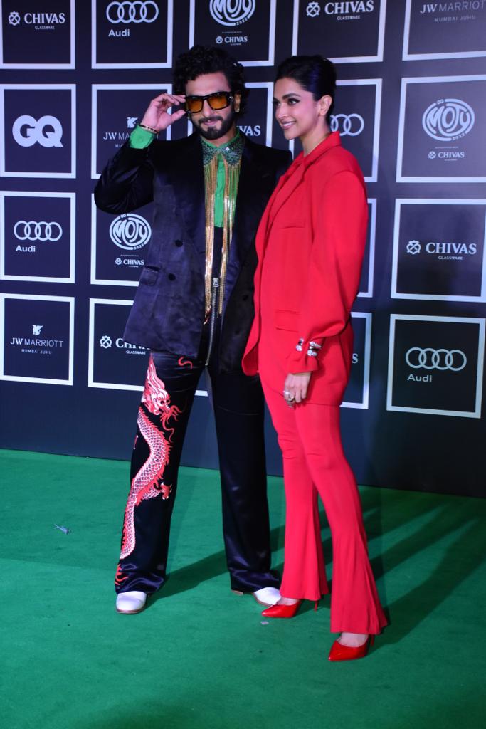 Ranveer Deepika make a stunning pair