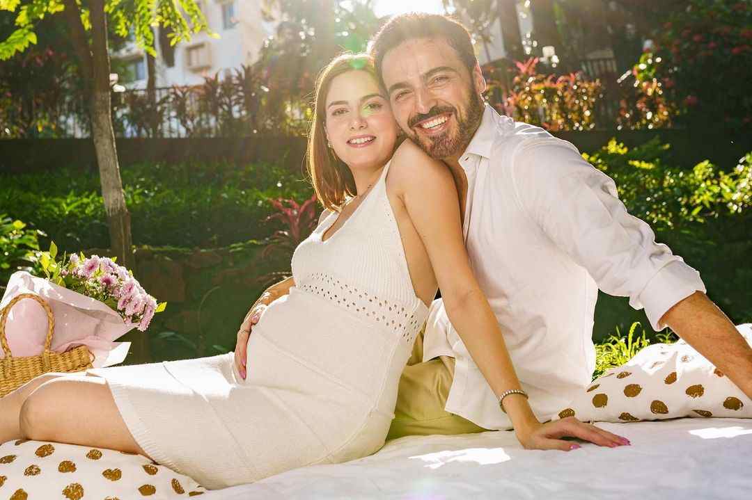 Dill Mill Gayye Ayaz Khan First Glimpse Newborn Daughter Dua Dill Mill Gayye Ayaz Khan First Glimpse Newborn Daughter Dua