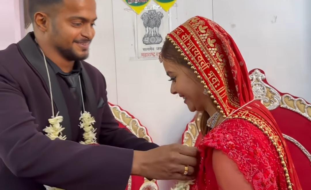 Devoleena Deepika Connection