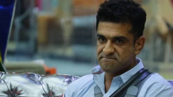 Eijaz Khan