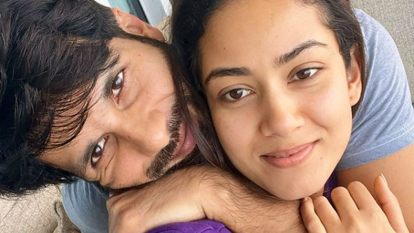 Shahid Kapoor Cuddles With Mira Rajput On Christmas 