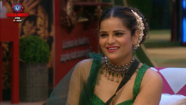 Archana Gautam Is Teekhi Mirchi Archana Gautam Is Teekhi Mirchi