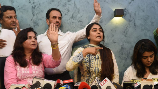 Broke Her Phone, Tried To Strangulate Her: Sheezan's Advocate On Tunisha's Mom Broke Her Phone, Tried To Strangulate Her: Sheezan's Advocate On Tunisha's Mom