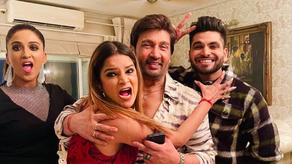 Shekhar Suman Was Following A Script? Shekhar Suman Was Following A Script?