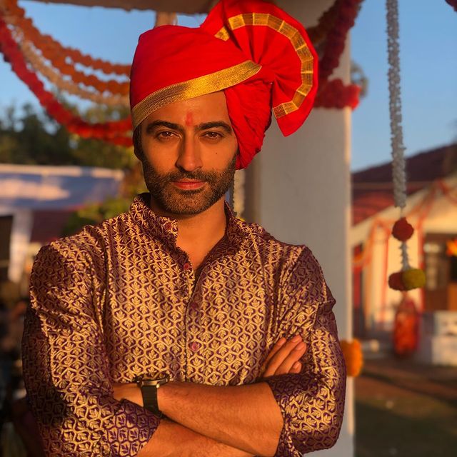 Harshad Arora Flaunts Marathi Mulga Look