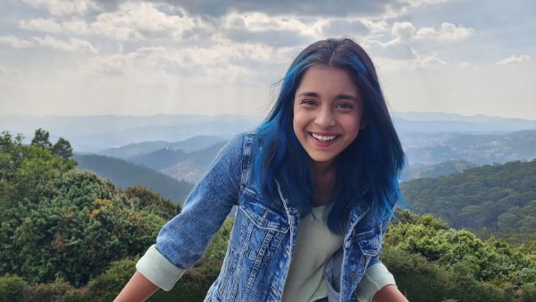 Sumbul Touqeer Khan Returns From Ooty Vacation, Gets Snapped At Mumbai Airport