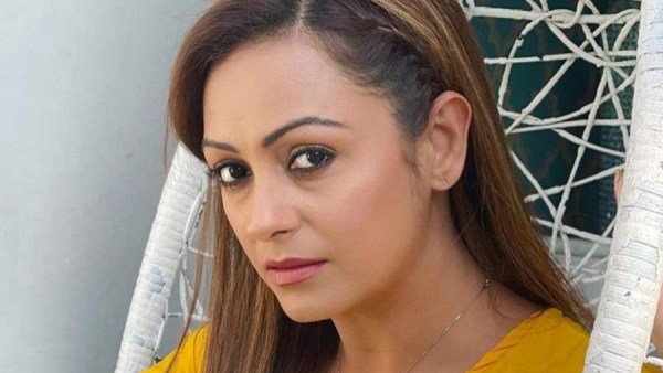 Ashita Dhawan’s Salary For Dharampatnii