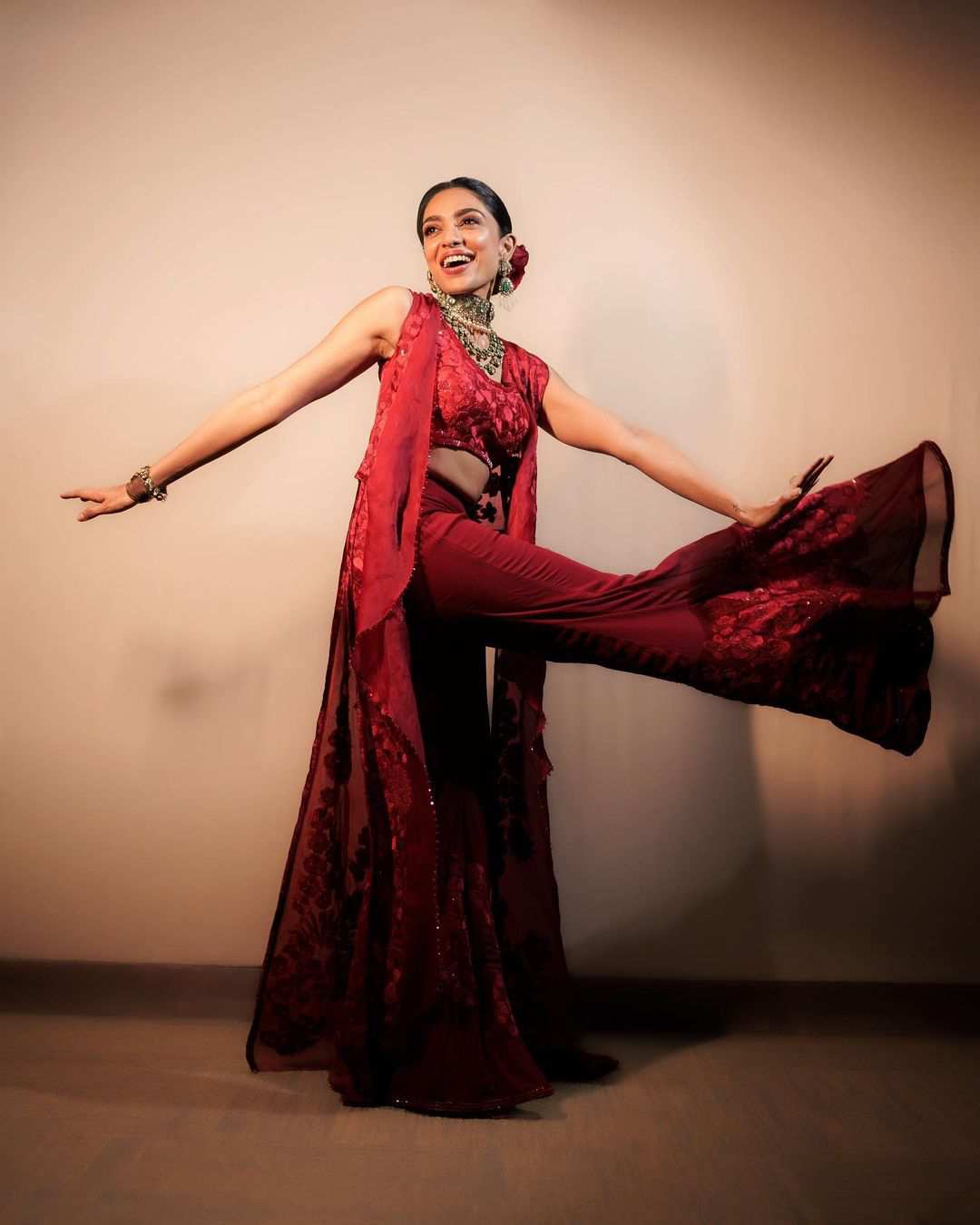 Sobhita Dhulipala Gives Super Chic Wedding Inspo For All!