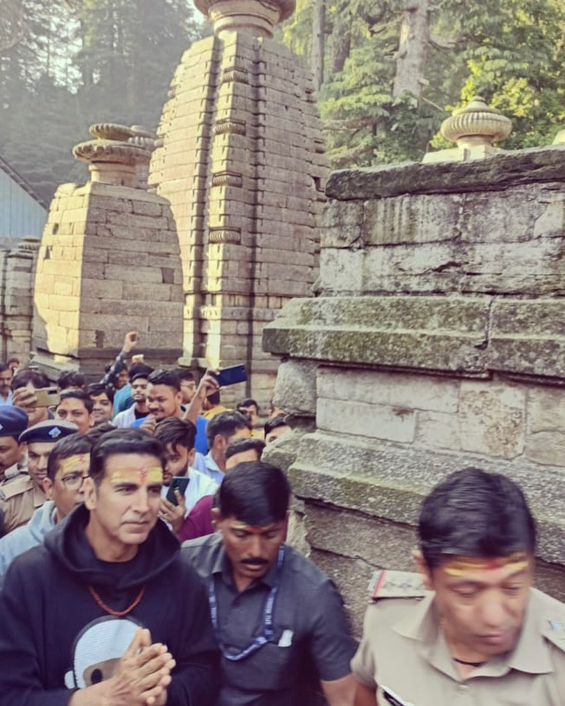 Akshay Kumar Visits Jageshwar Dham Amid Shankara Shoot In Uttarakhand