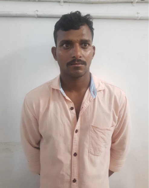 Salman Khans Sister Arpita Robbed Of Diamond Earrings Salman Khans Sister Arpita Robbed Of Diamond Earrings