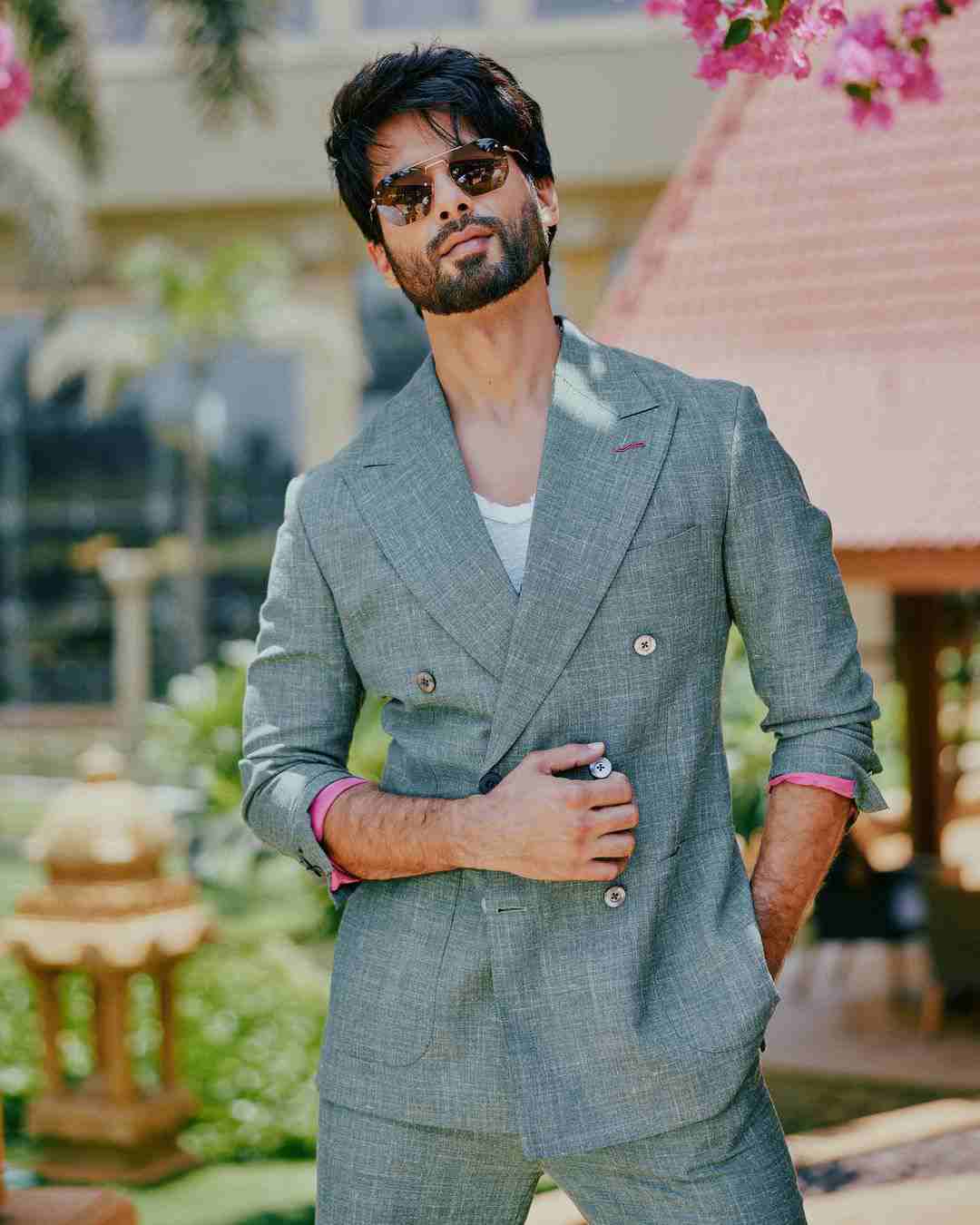 Shahid Kapoor Dismisses Rumours Of Charging Rs 40 Cr For Bloody Daddy