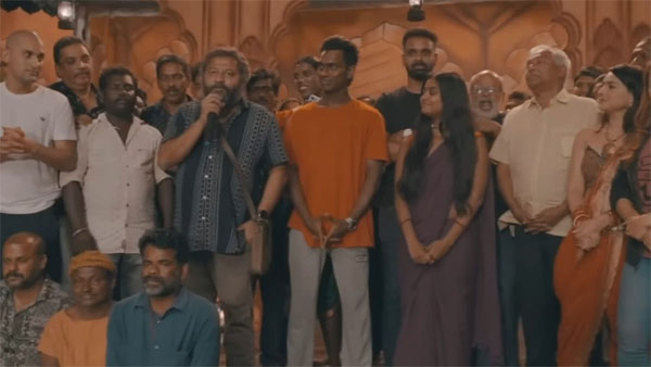 Mohanlal & Lijos Malaikottai Vaaliban Wraps In Style!