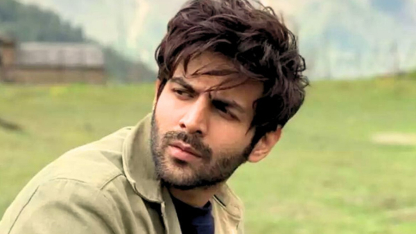  Kartik Aaryan