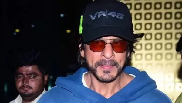 Onlooker From Set Shares Details About SRK’s Injury