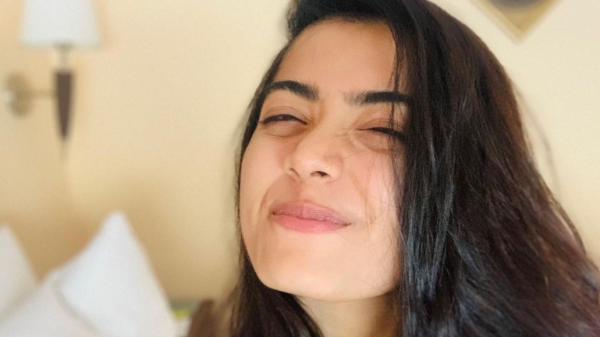 Video: National Crush Rashmika Mandanna Is Paparazzi Fav Video: National Crush Rashmika Mandanna Is Paparazzi Fav