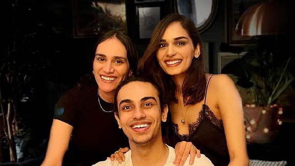 Manushi Chhillar Shares Sweet Pic With Siblings On Rakshabandhan Manushi Chhillar Shares Sweet Pic With Siblings On Rakshabandhan