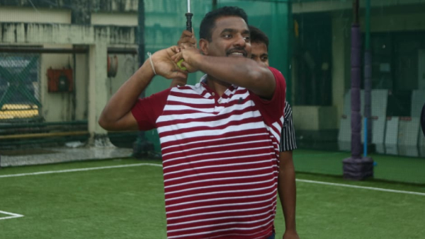 Muralidharan Promotes His Biopic 800 In A Special Way 