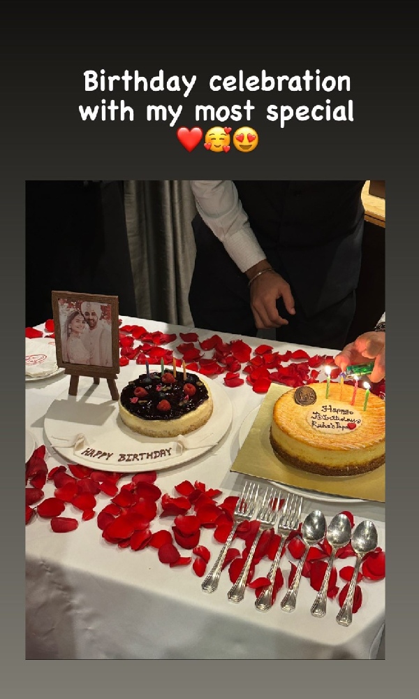 Neetu Kapoor Gives A Glimpse Of Ranbir Kapoor's Midnight Birthday Celebration