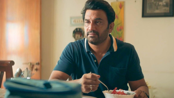 Sharad Kelkar On Slum Golf