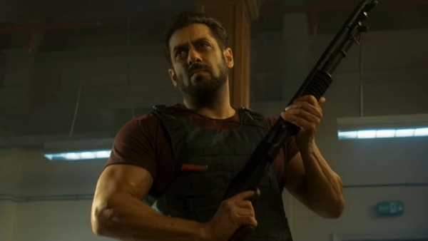 Salman Fans Burst Firecrackers During Tiger 3 In Theatres Salman Fans Burst Firecrackers During Tiger 3 In Theatres