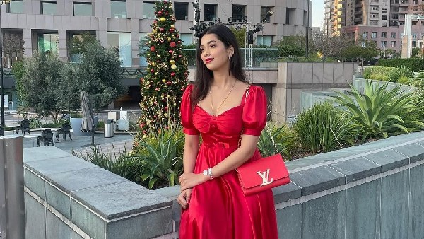 Digangana Suryavanshi Radiates Joy in Christmas Getaway 