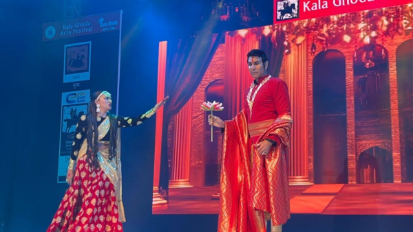 Shanthi Priya and Sandip Soparrkar Mesmerize Audiences with Enchanting Dance Drama Pavitra Tulsi at Kala Ghoda Arts Festival Shanthi Priya and Sandip Soparrkar Mesmerize Audiences with Enchanting Dance Drama Pavitra Tulsi at Kala Ghoda Arts Festival