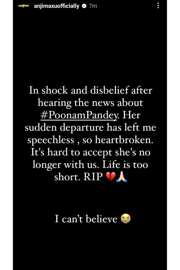 Anjali Arora, Poonam Pandey 