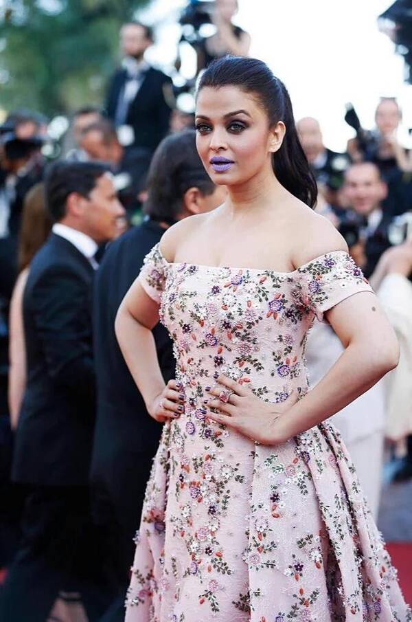 Cannes When Aishwarya Rai Introduced Purple Lipstick Trend