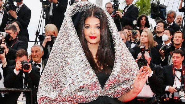 Aishwarya Rai TROLLED At Cannes