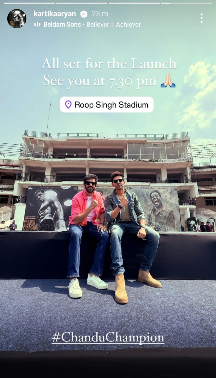 Kartik Asaryan Shares Pic With Director Kabir Khan As He Announces The Trailer Launch Time