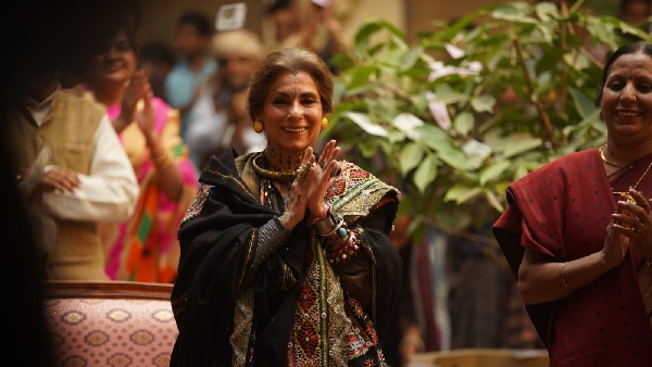 Saas Bahu Aur Flamingo Turns 1