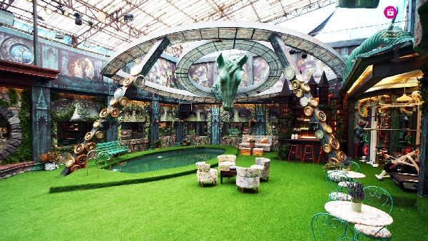 Bigg Boss OTT 3 House Dragons Bedroom Large Bridge