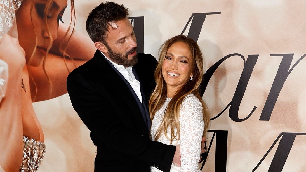 Jennifer Lopez-Ben Affleck Focus On Separate Lives Report