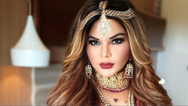 Rakhi Sawant s Old Video Causes Netizens Losing Mind
