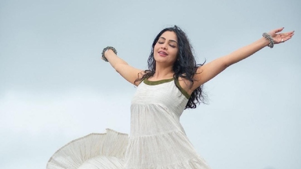 Bhabiji Ghar Par Hain Shubhangi Atre s Monsoon Photoshoot
