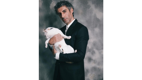 Purrfect Companions Bollywood s Top Actors