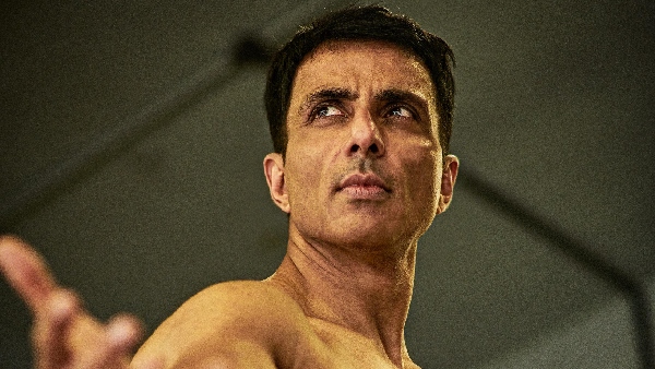 Sonu Sood s Pic Of Him Flaunting His Jaw-Dropping Abs