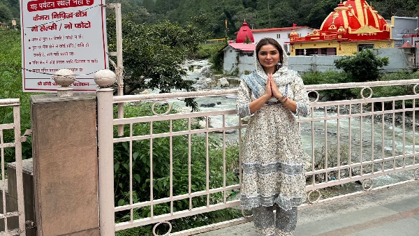 Alankrita Sahai Visits Kainchi Dhaam Temple