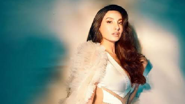 Nora Fatehi Celebrates Manike Anniversary Nora Fatehi Celebrates Manike Anniversary