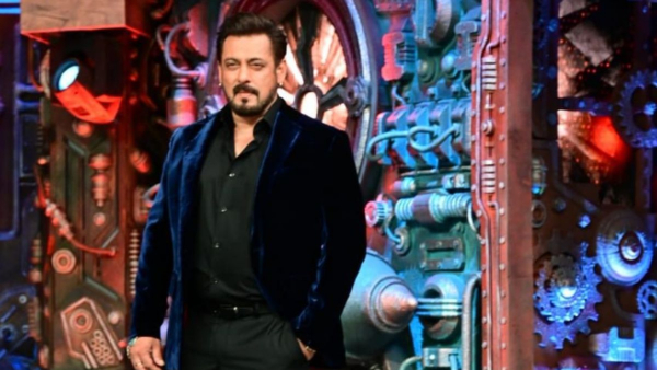 Bigg Boss 18 Premiere Episode Who Is Advocate Gunaratna Sadavarte BB 18 Contestant Instagram Profile Net Worth Girlfriend Name