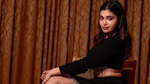 Bigg Boss Tamil 8 Dharsha Gupta Fees Revealed