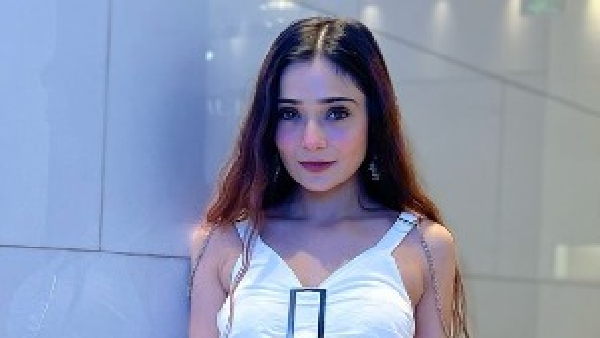 Chhathi Maiyya Ki Bitiya Actress Sara Khan Chhathi Maiyya Ki Bitiya Actress Sara Khan