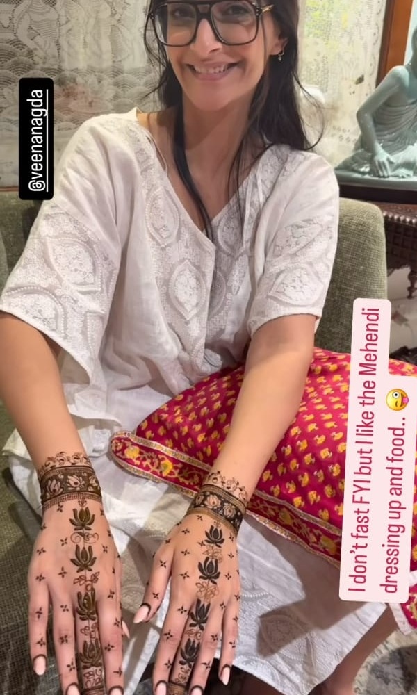 Sonam Kapoor s Unique Karwa Chauth Celebration Sonam Kapoor s Unique Karwa Chauth Celebration