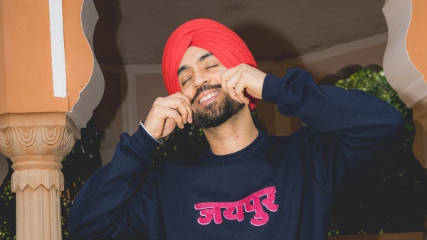 Diljit Dosanjh s Heartfelt Moment With Fan Diljit Dosanjh s Heartfelt Moment With Fan
