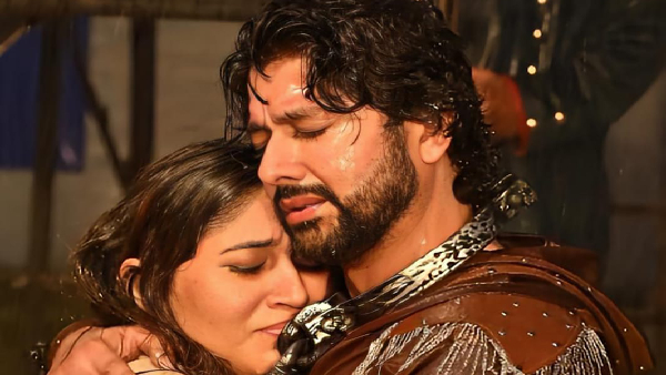 Aftab Shivdasani s Tanhaiyan Captures Love s Essence